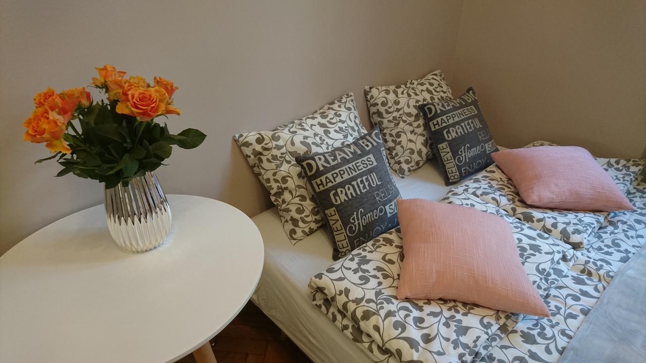 Ok Home Apartments Krakow Luaran gambar